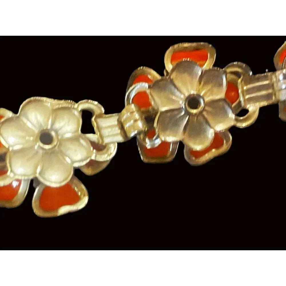 Vintage Coro Necklace Coral color Thermoset 50s - 60s Gold Tone Metal 16”